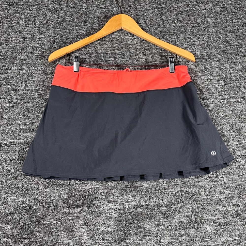 Lululemon Pace Setter Skirt Womens 10 Grey Coral Pleated Tennis Skort Running